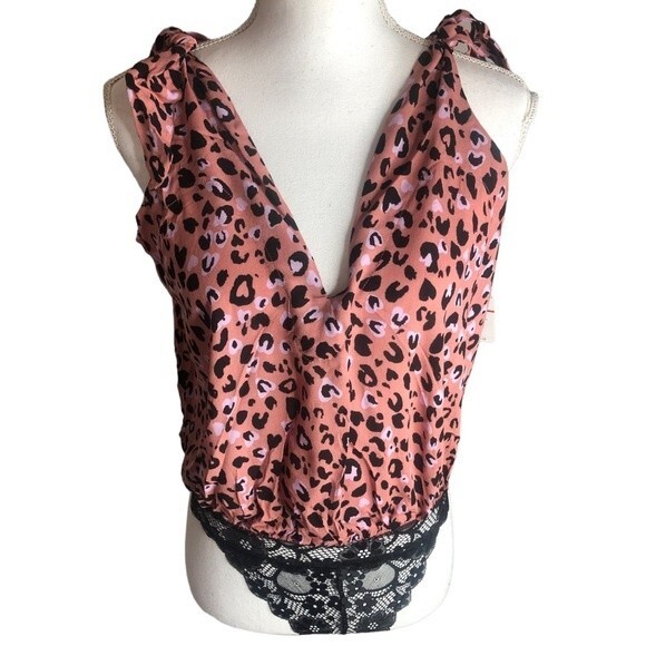 Free People Intimately Bare It All Rose Combo Lace Detail Bodysuit - Picture 4 of 9